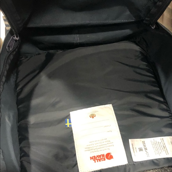 FJÄLLRÄVEN Kånken Water Resistant Backpack main image 7